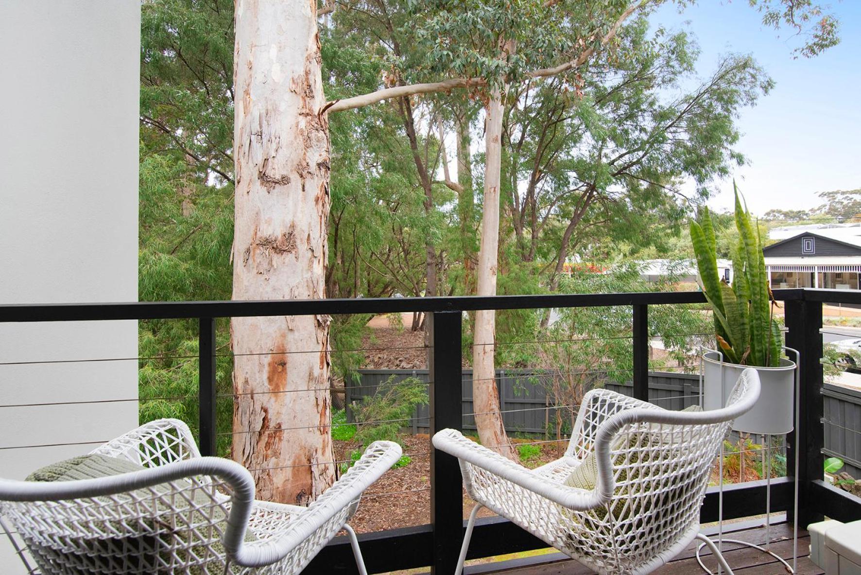 Margaret Forest Retreat: Central Spa Apartment in Margaret River Exterior photo