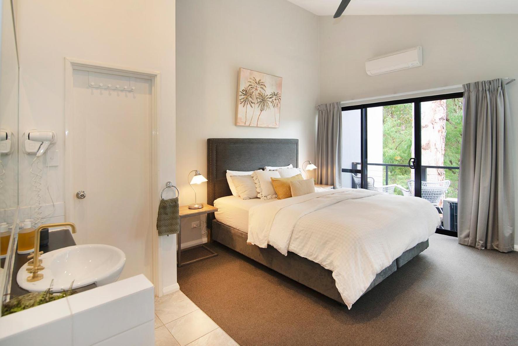 Margaret Forest Retreat: Central Spa Apartment in Margaret River Exterior photo